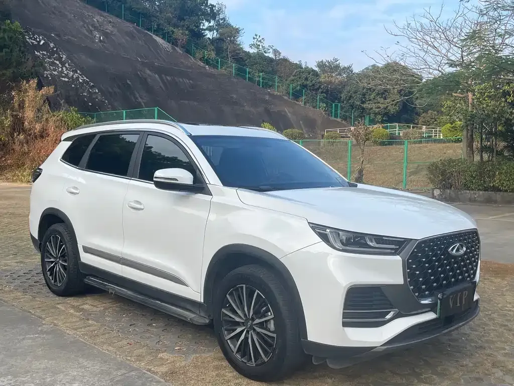 Chery Tiggo 8 PLUS Kunpeng e+ — фото 10