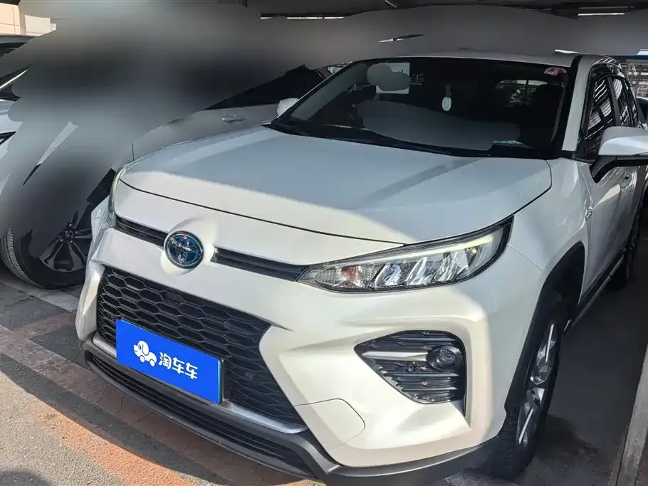 Toyota Wildlander — фото 1