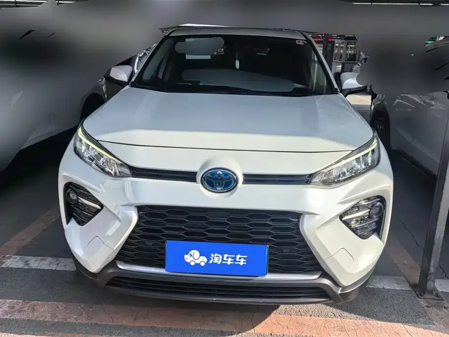 Toyota Wildlander — фото 6