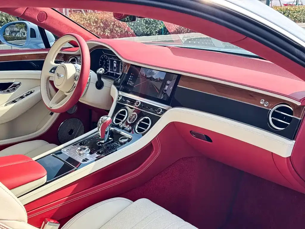 Bentley Continental — фото 6
