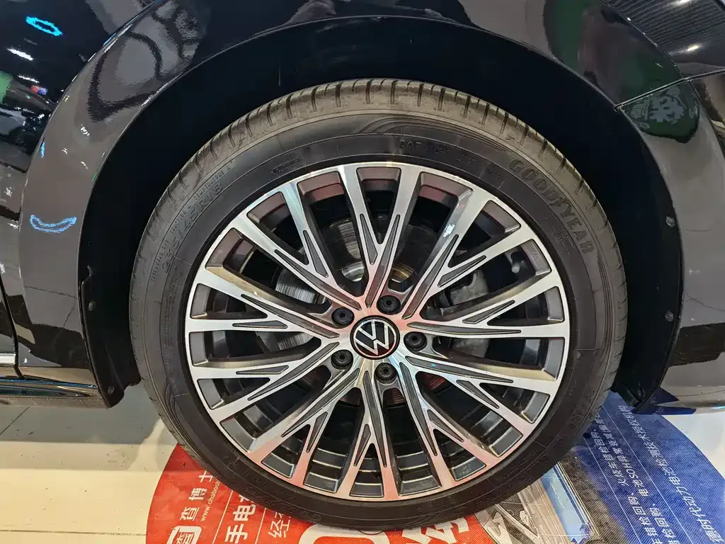 Volkswagen Passat — фото 5