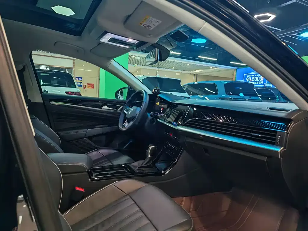 Volkswagen Passat — фото 7