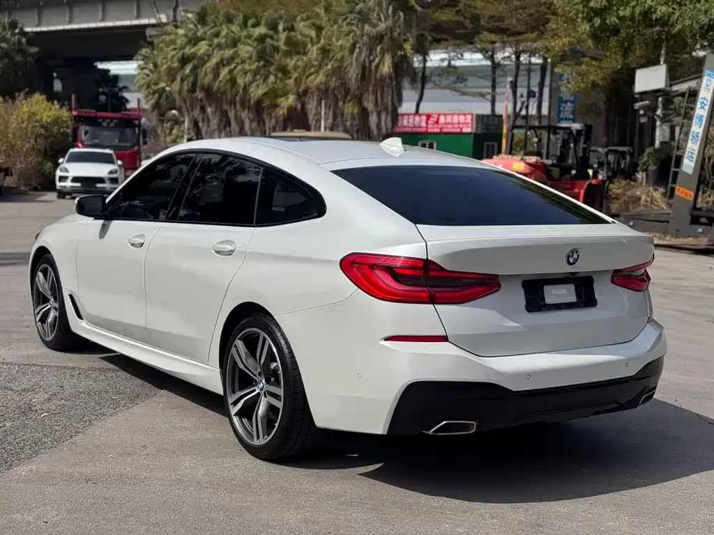 BMW 6 Series GT — фото 9