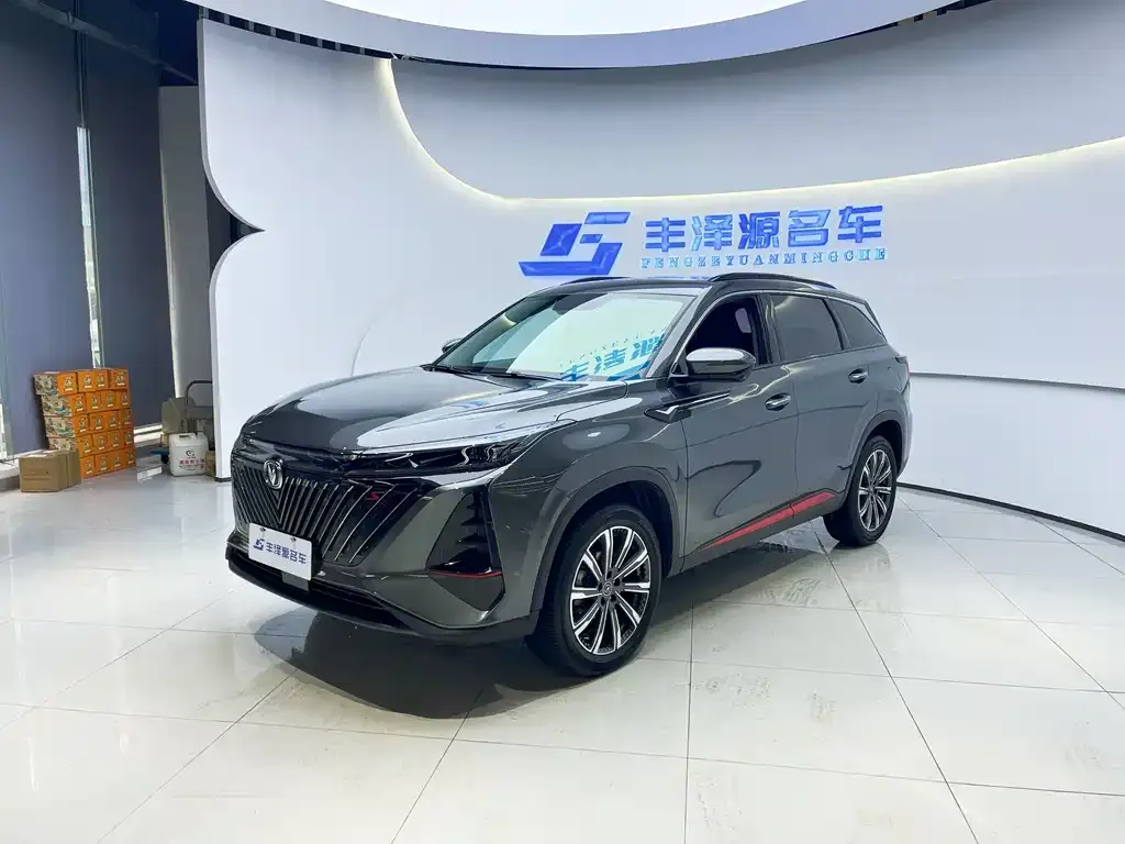 Changan CS75PLUS — фото 1
