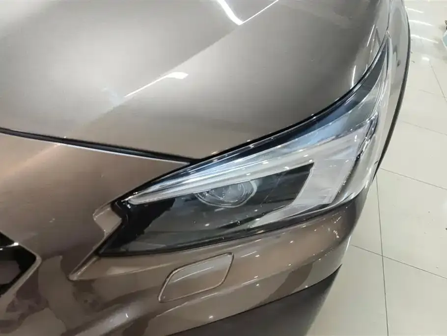 Subaru Outback — фото 2