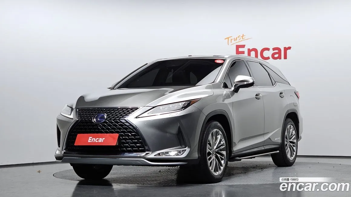Lexus RX — фото 1