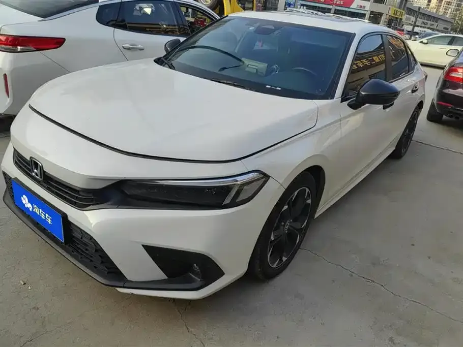 Honda Civic — фото 1