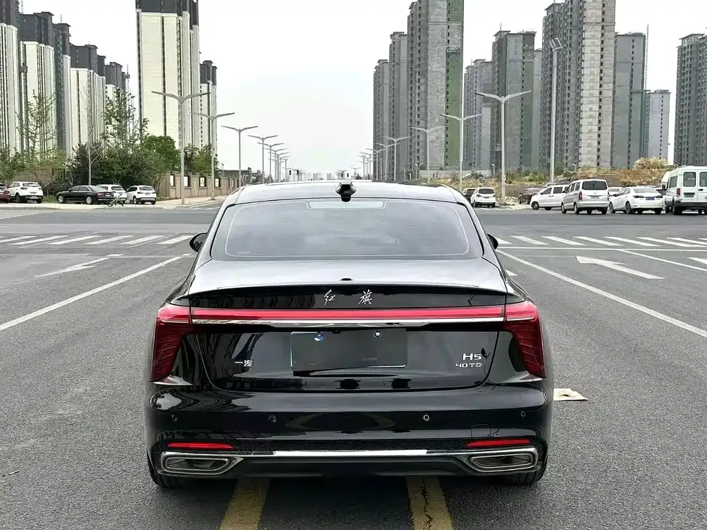 Hongqi H5 — фото 6