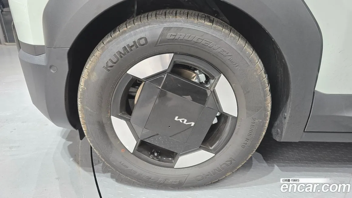 Kia PV5 — фото 9