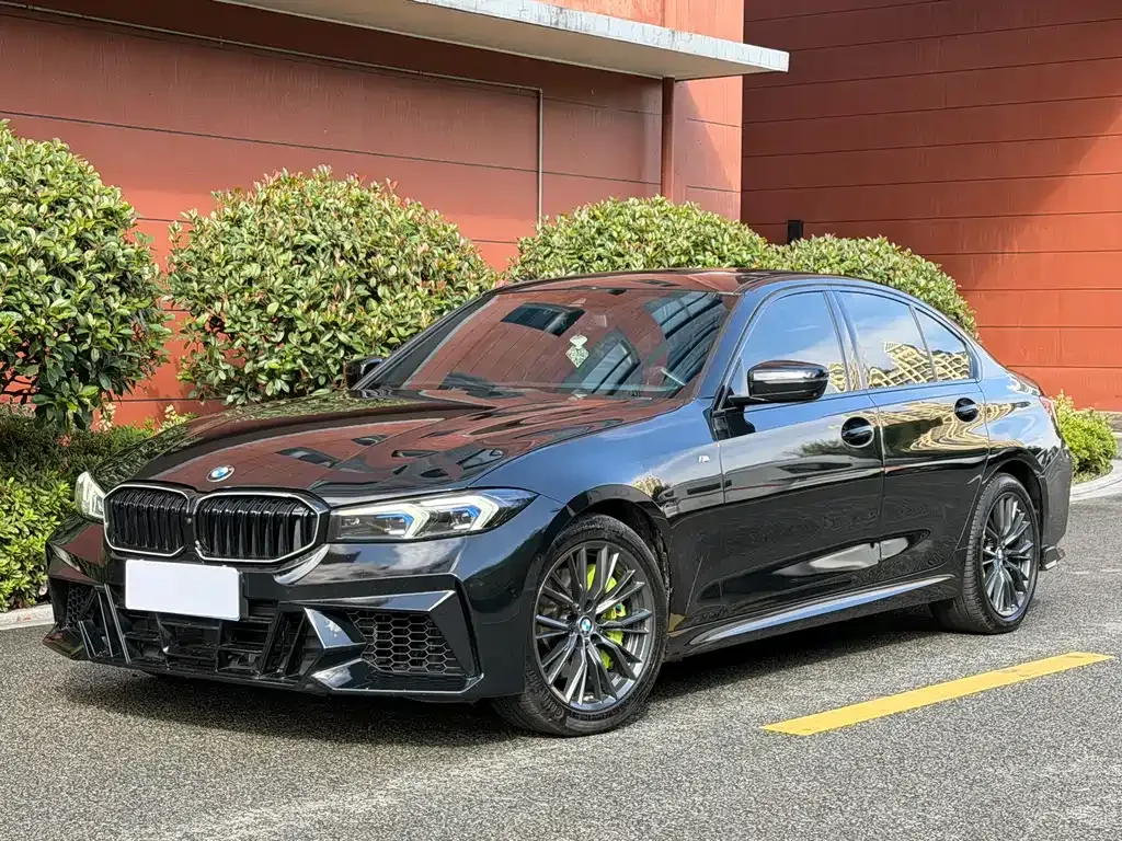 BMW 3 Series — фото 1