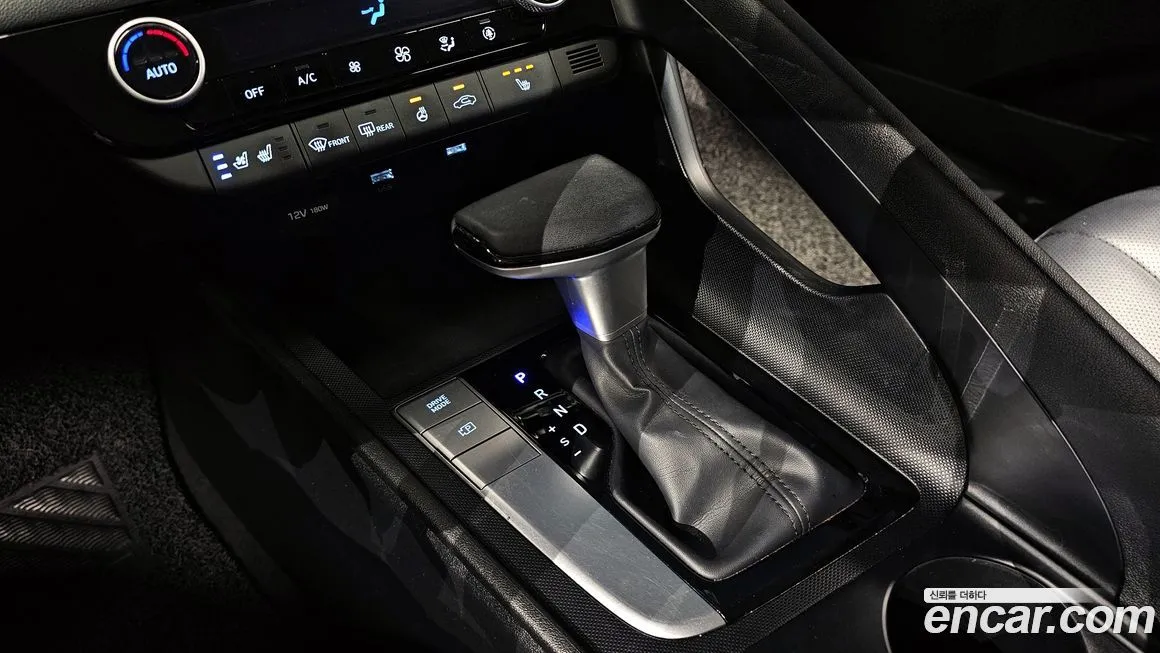 Hyundai AVANTE — фото 9