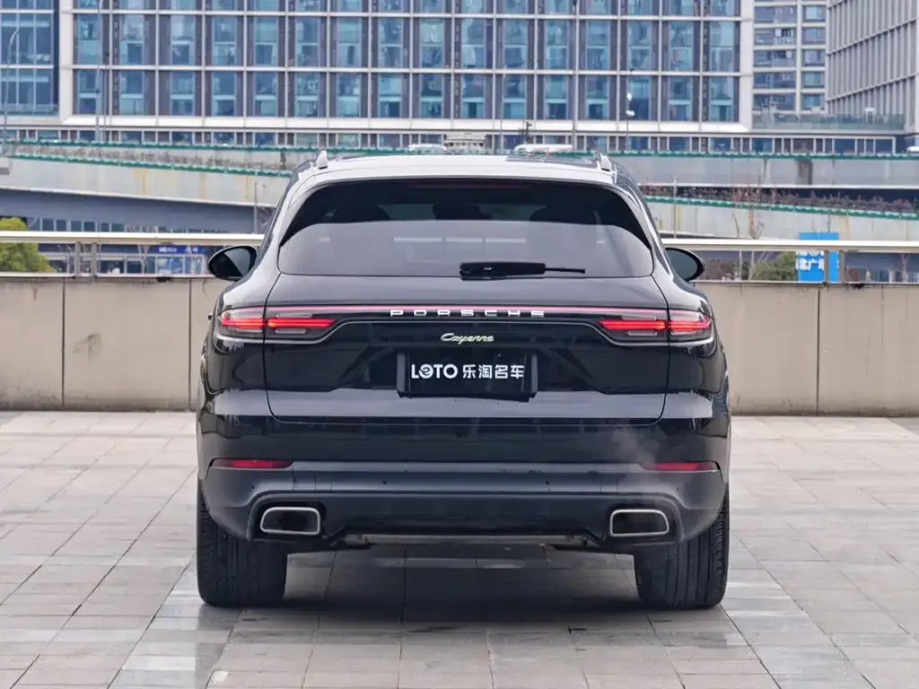 Porsche Cayenne Hybrid — фото 9