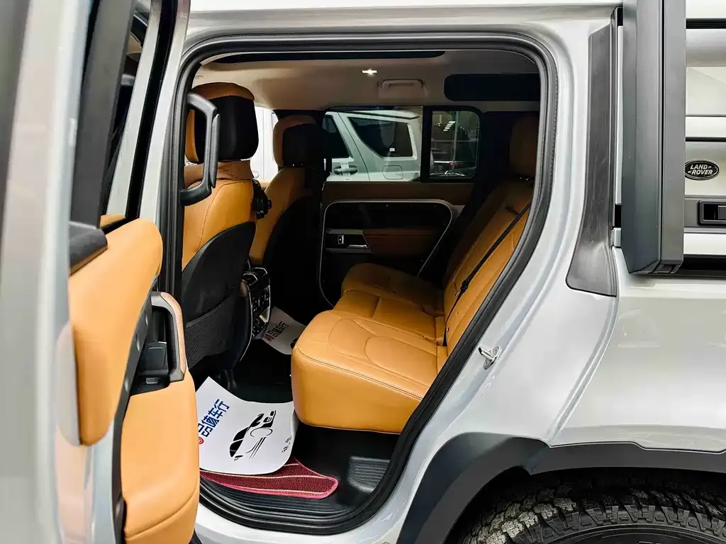 Land Rover Defender — фото 3