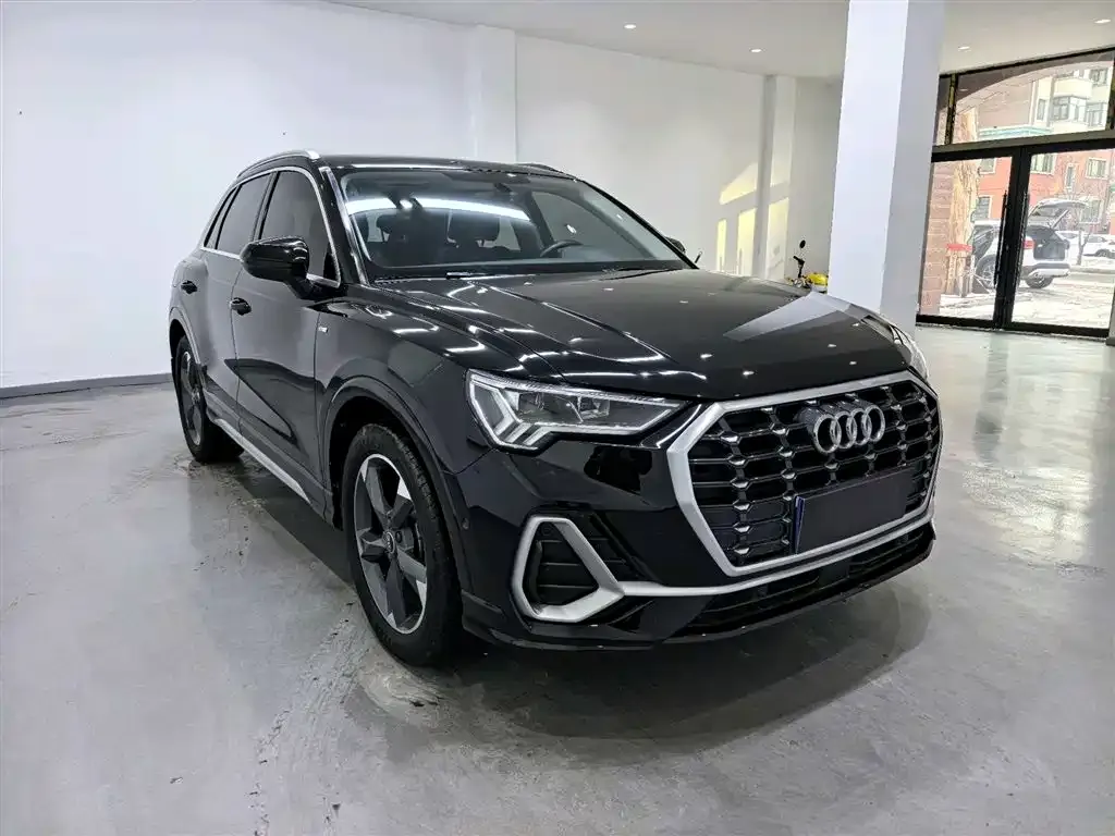 Audi Q3 — фото 6