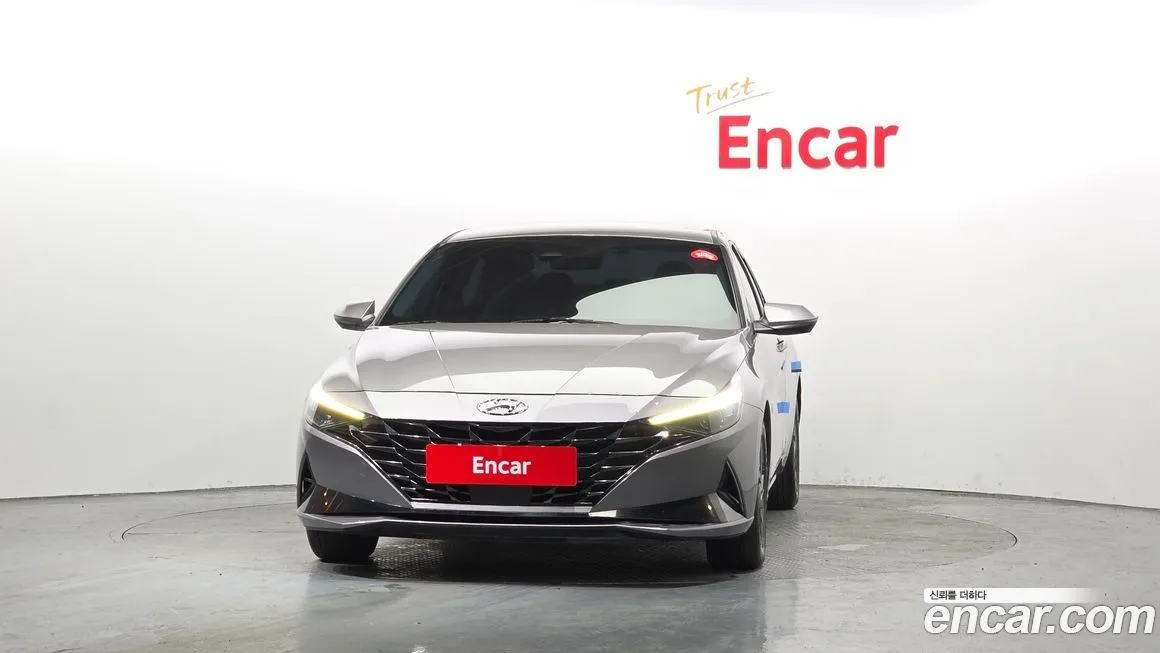 Hyundai AVANTE — фото 2
