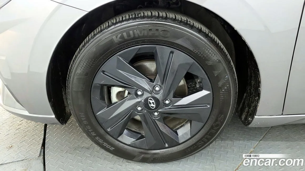 Hyundai AVANTE — фото 4