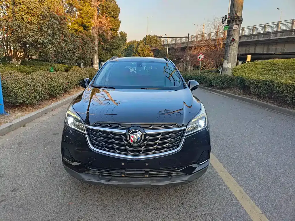 Buick Envision Plus — фото 9