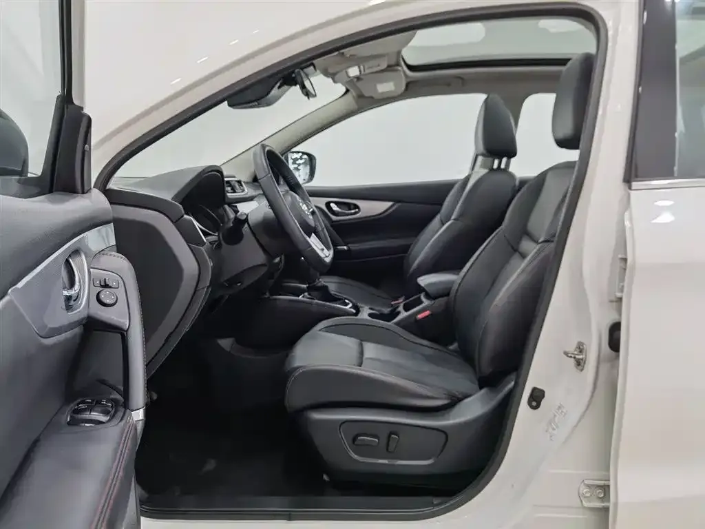 Nissan Qashqai — фото 5