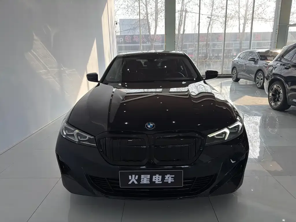 BMW i3 — фото 1