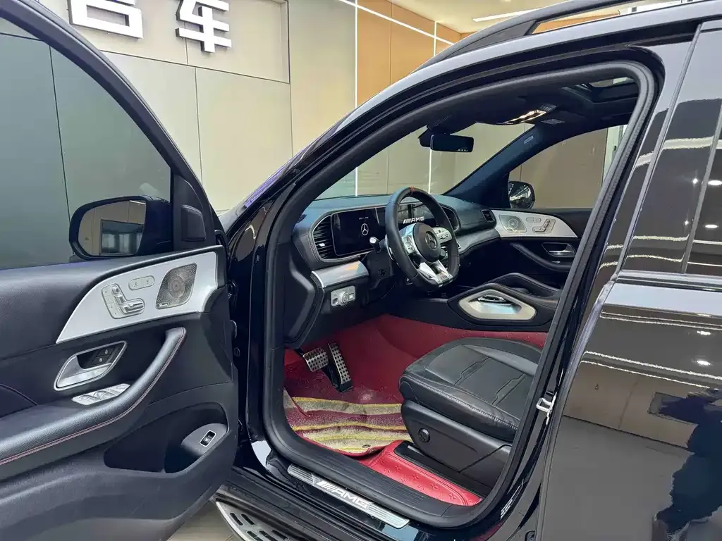 Mercedes-Benz GLE AMG — фото 7