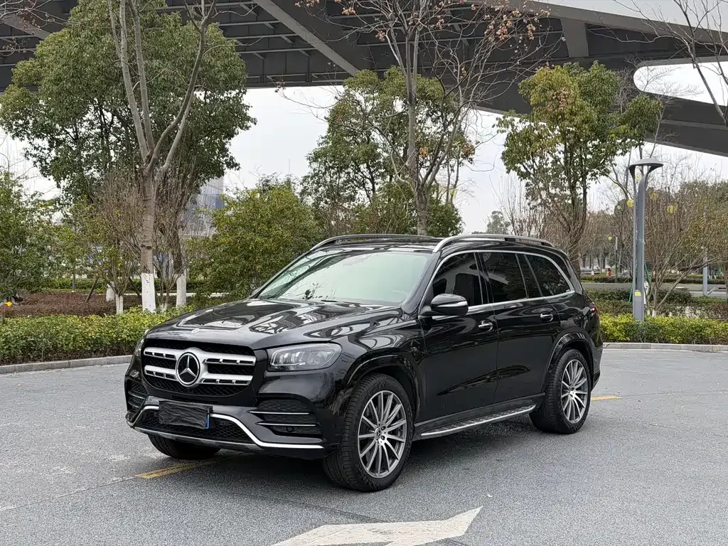 Mercedes-Benz GLS — фото 1