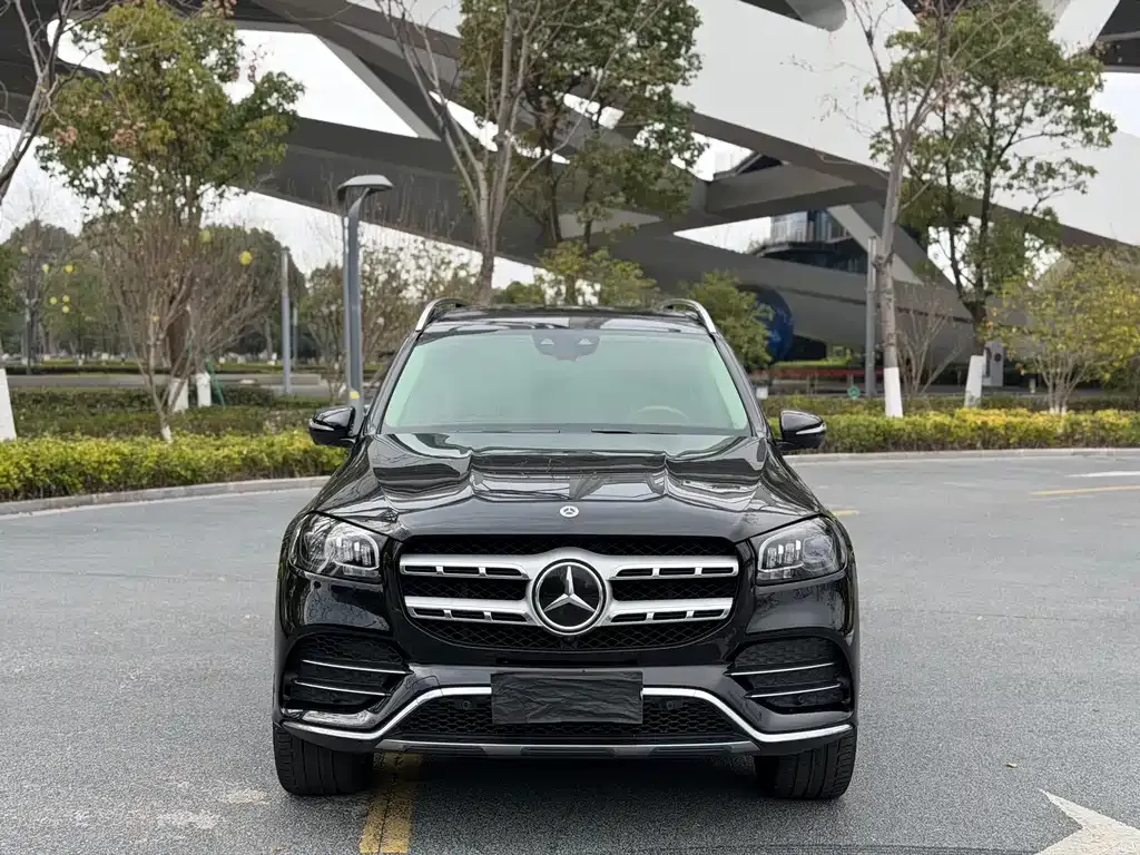Mercedes-Benz GLS — фото 9