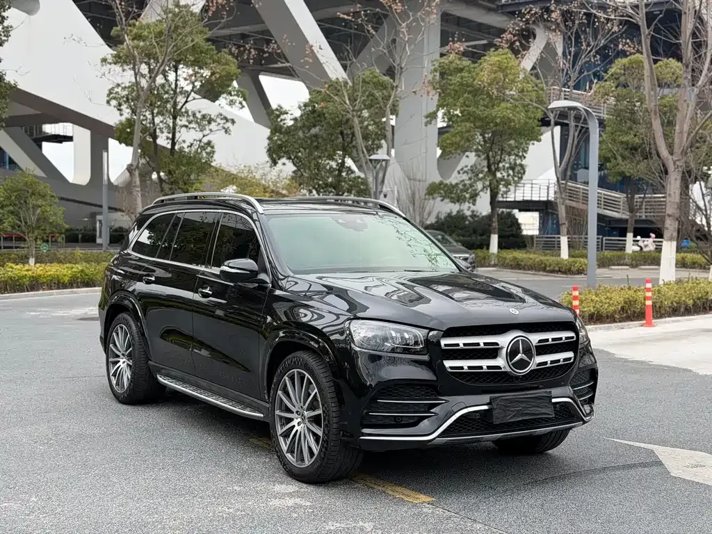 Mercedes-Benz GLS — фото 8