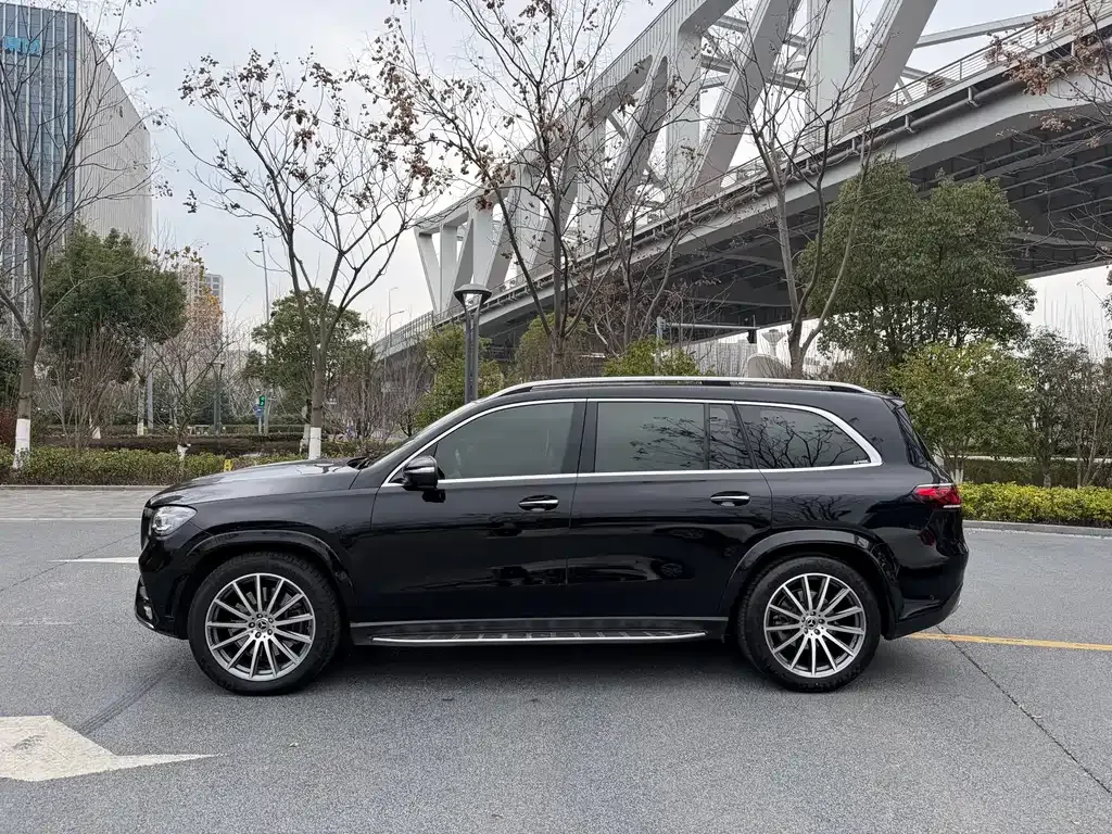 Mercedes-Benz GLS — фото 7