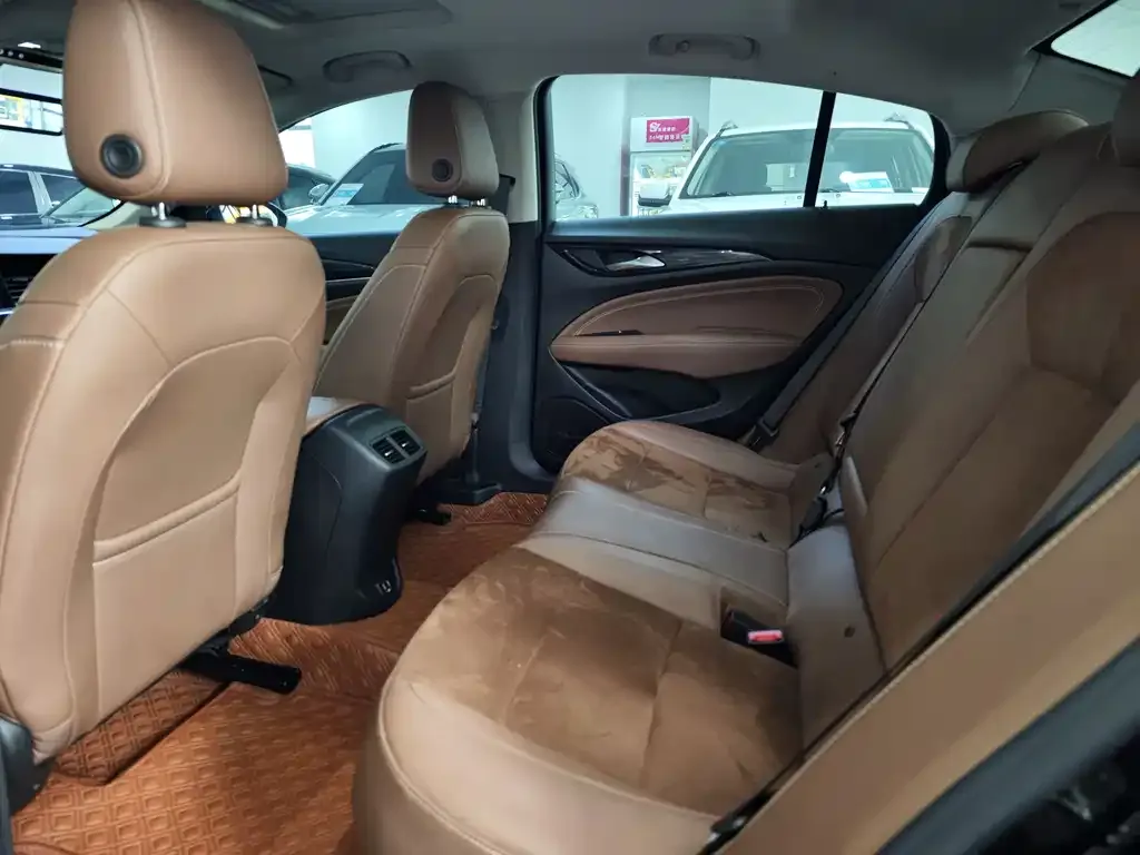 Buick Regal — фото 2