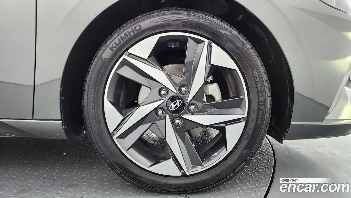 Hyundai AVANTE — фото 9