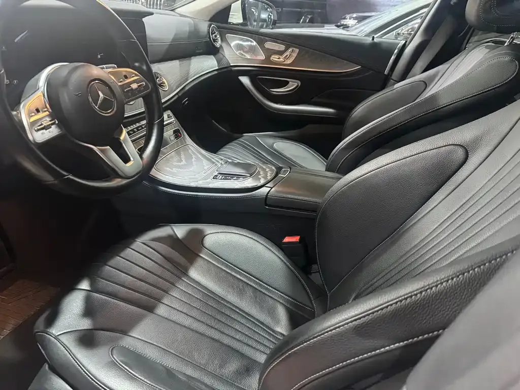 Mercedes-Benz CLS — фото 7