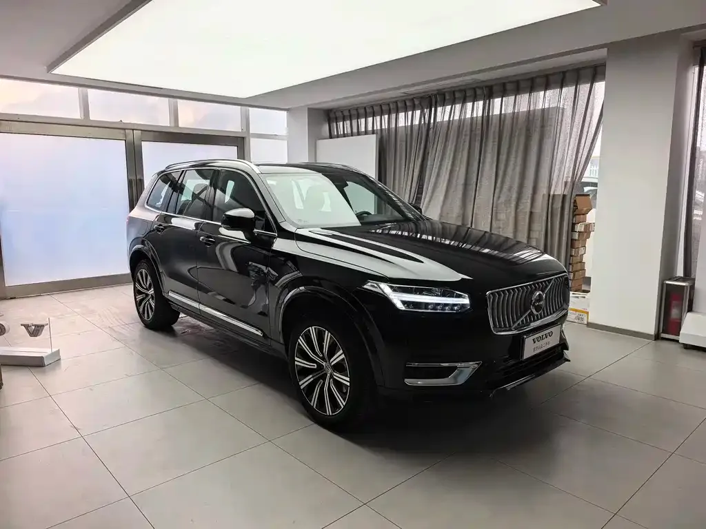 Volvo XC90 — фото 2