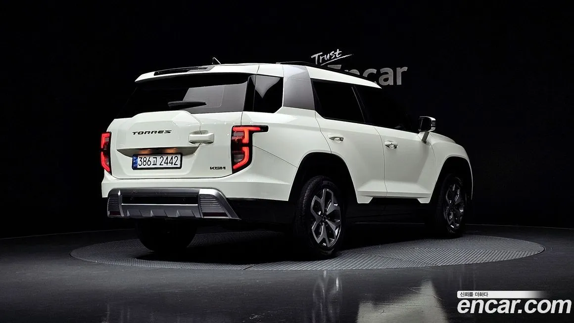 KG Mobility (Ssangyong) Torres — фото 4