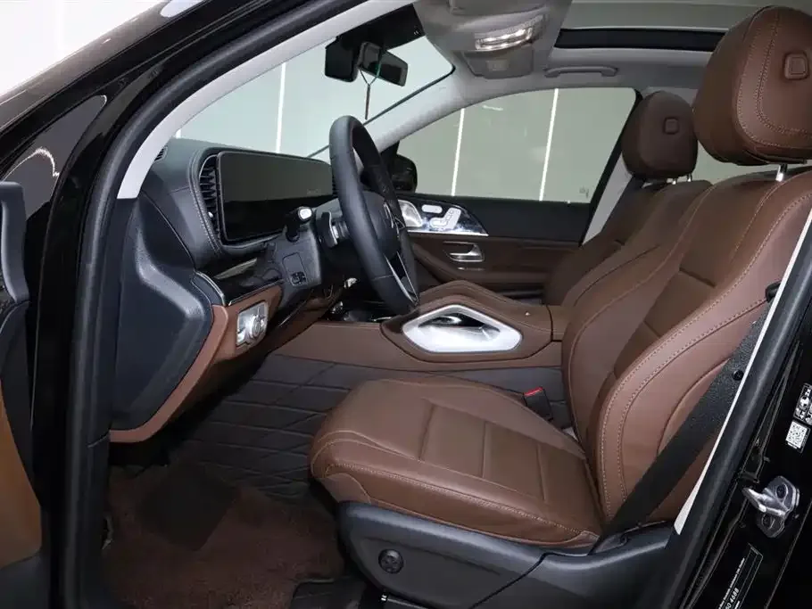 Mercedes-Benz GLE — фото 1