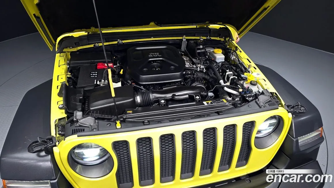 Jeep Wrangler — фото 8