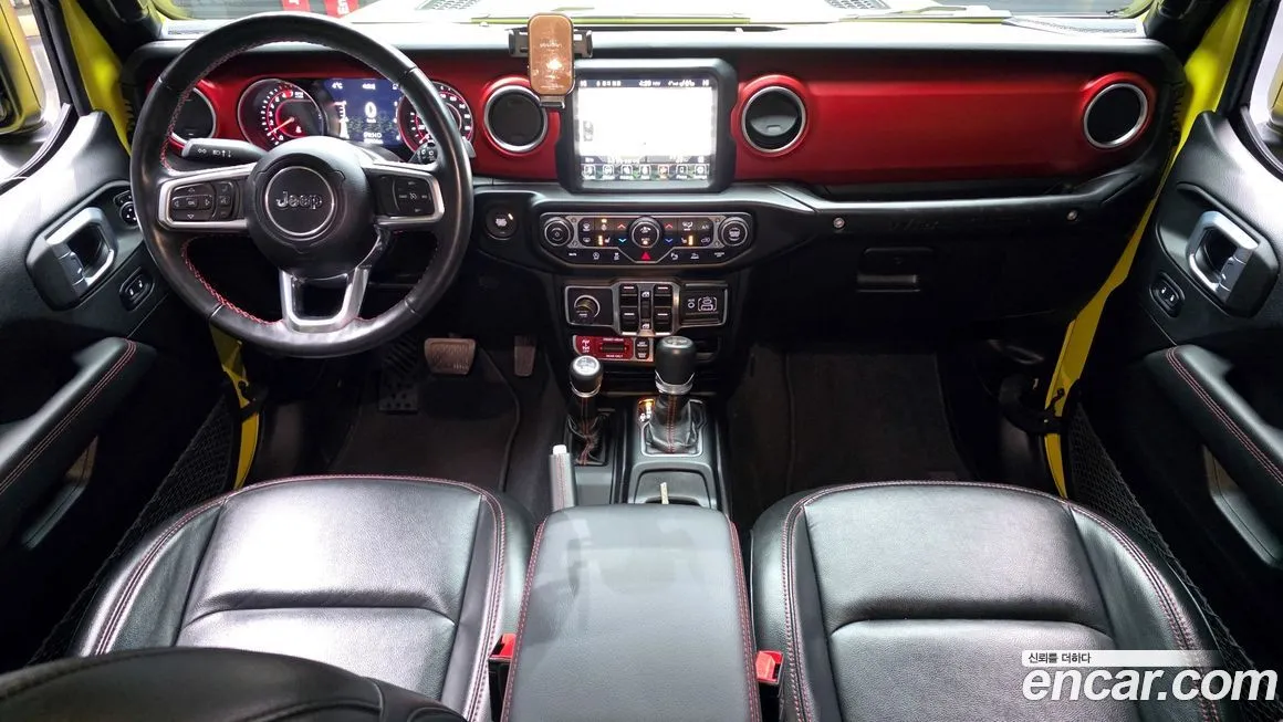 Jeep Wrangler — фото 9