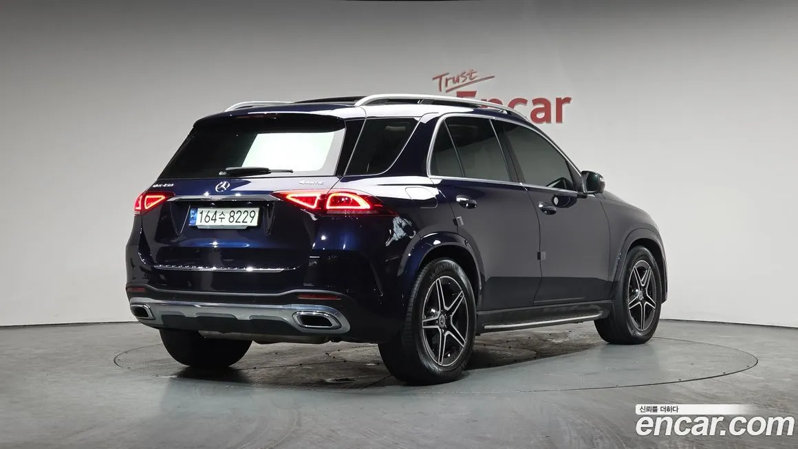 Mercedes-Benz GLE-Class — фото 2