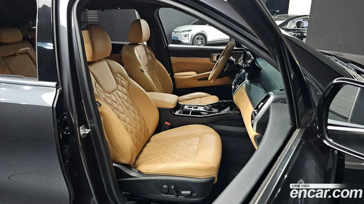 Kia Sorento — фото 8