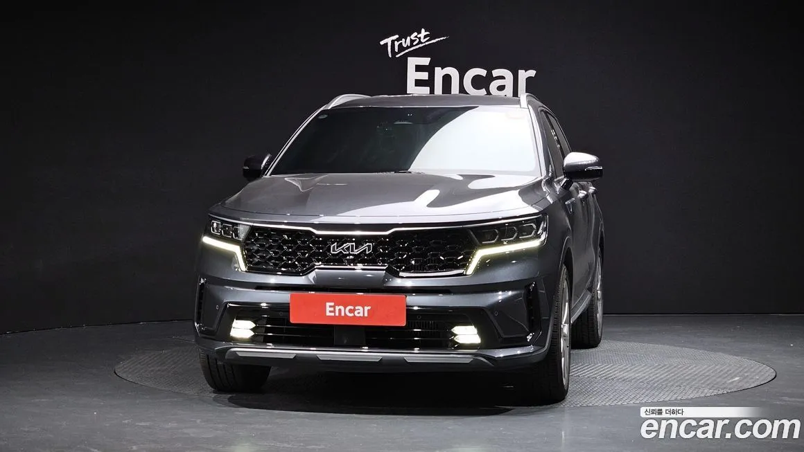 Kia Sorento — фото 10