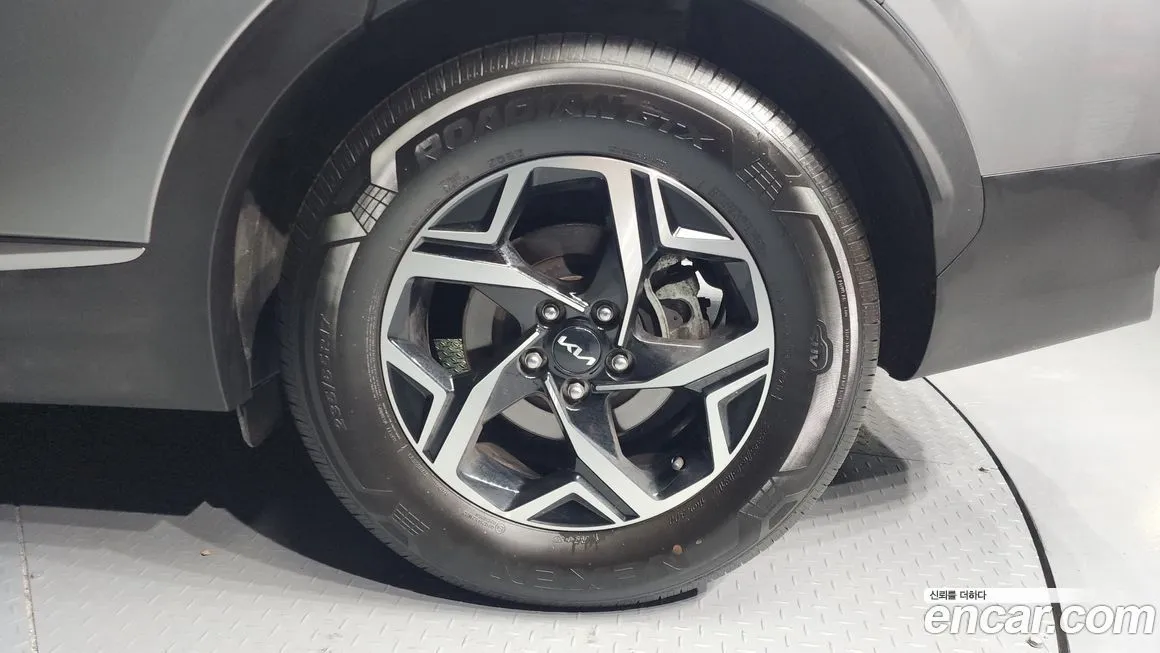 Kia Sportage — фото 10