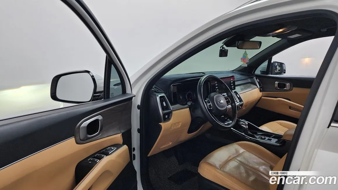 Kia Sorento — фото 4