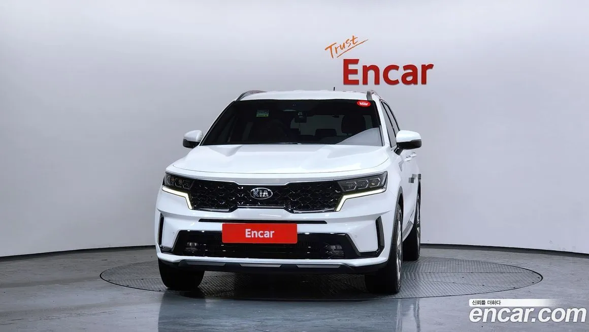 Kia Sorento — фото 6
