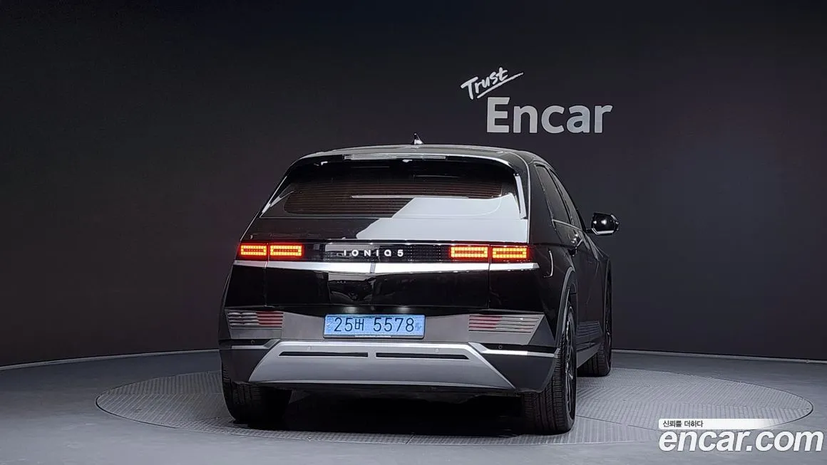 Hyundai Ioniq5 — фото 3