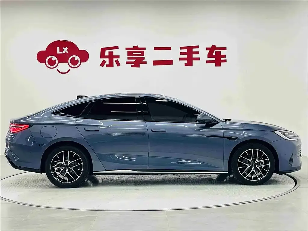 BYD Seal 07 DM-i — фото 7