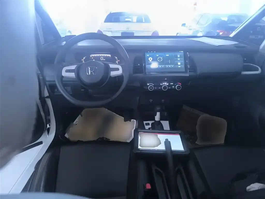 Honda Fit — фото 8