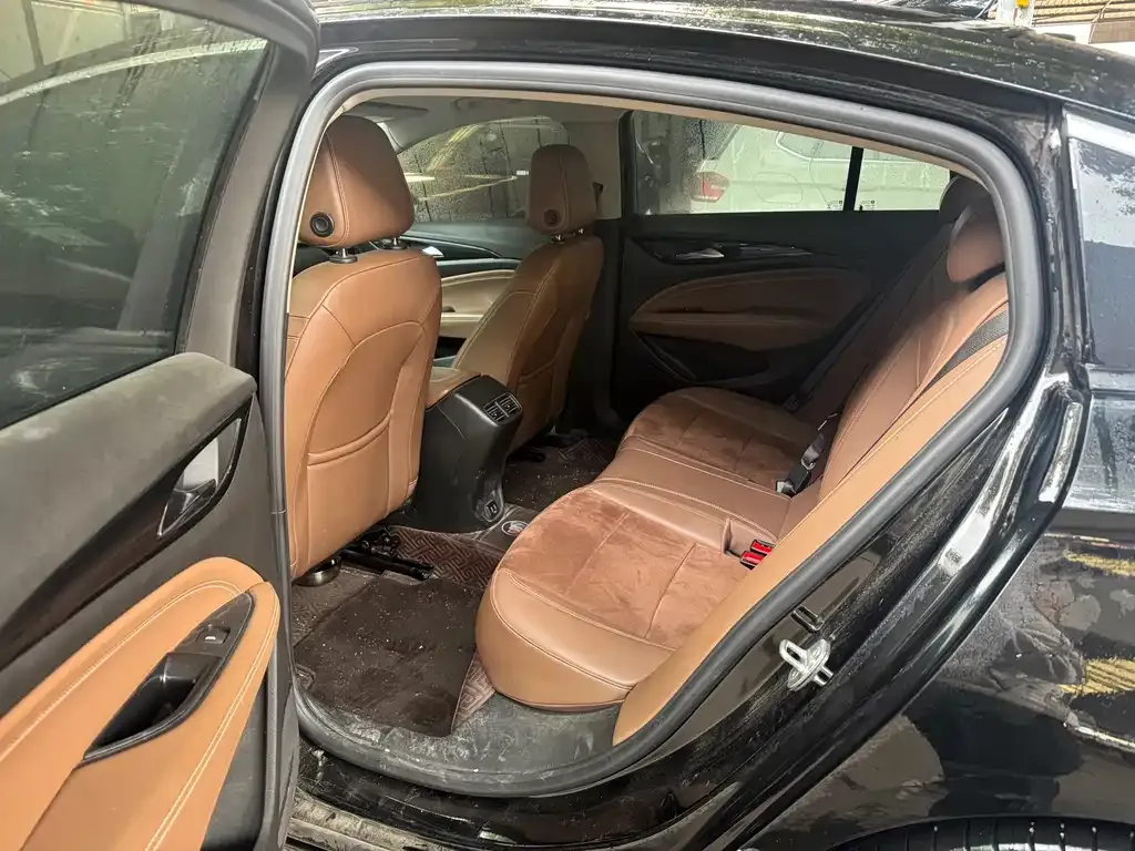 Buick Regal — фото 2