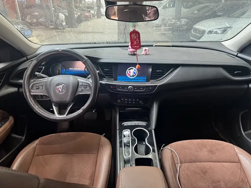 Buick Regal — фото 7