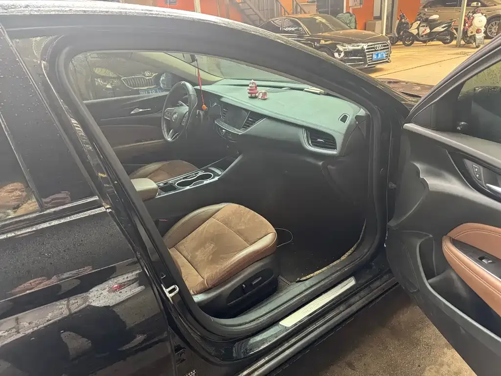 Buick Regal — фото 5