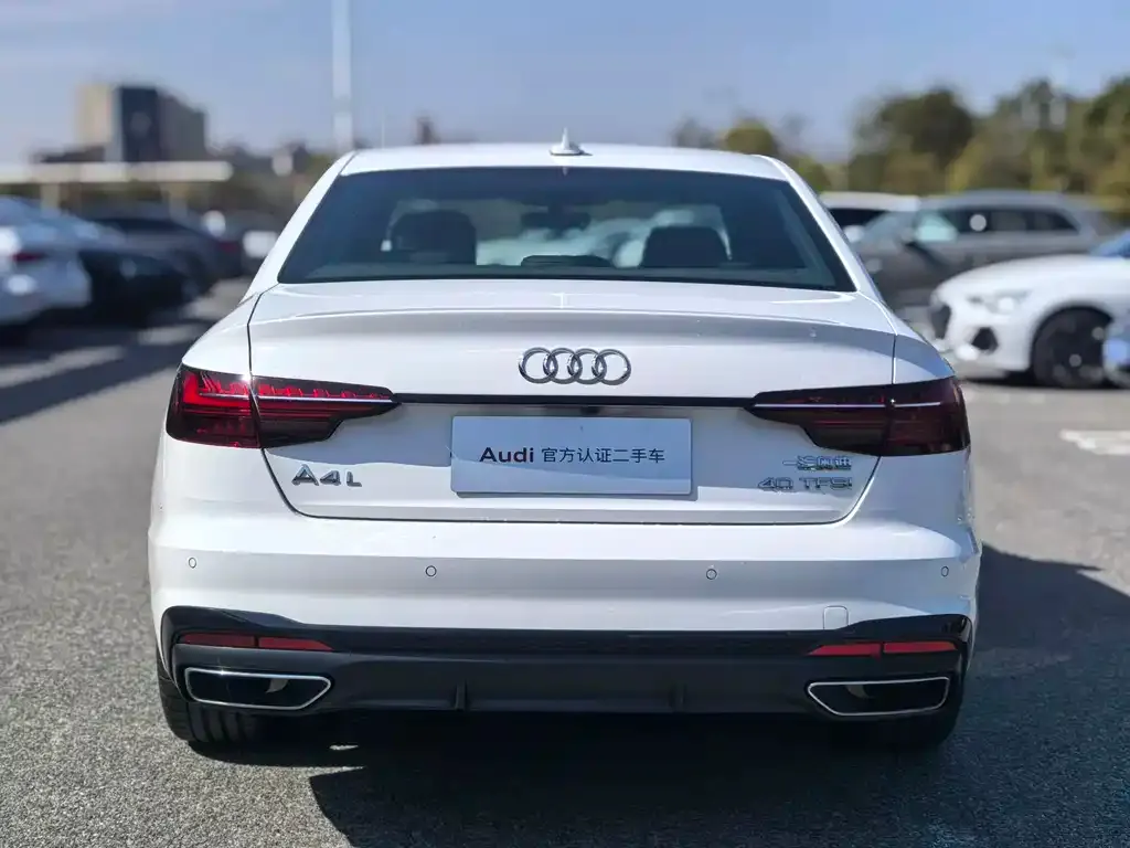 Audi A4L — фото 4