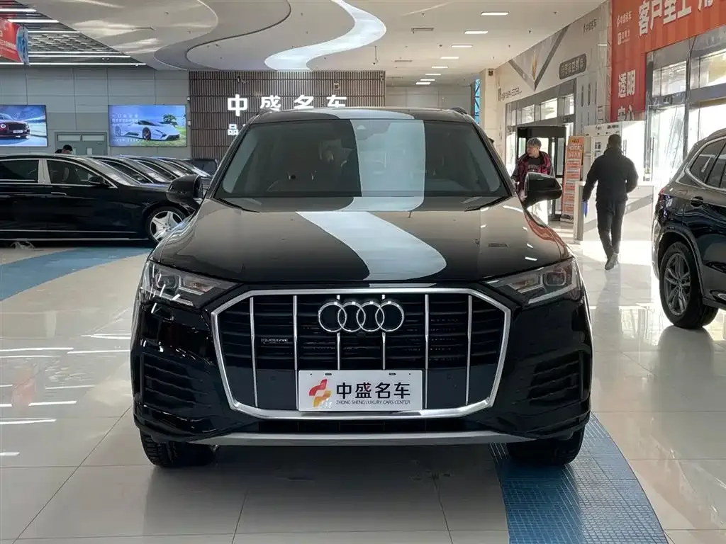 Audi Q7 — фото 7